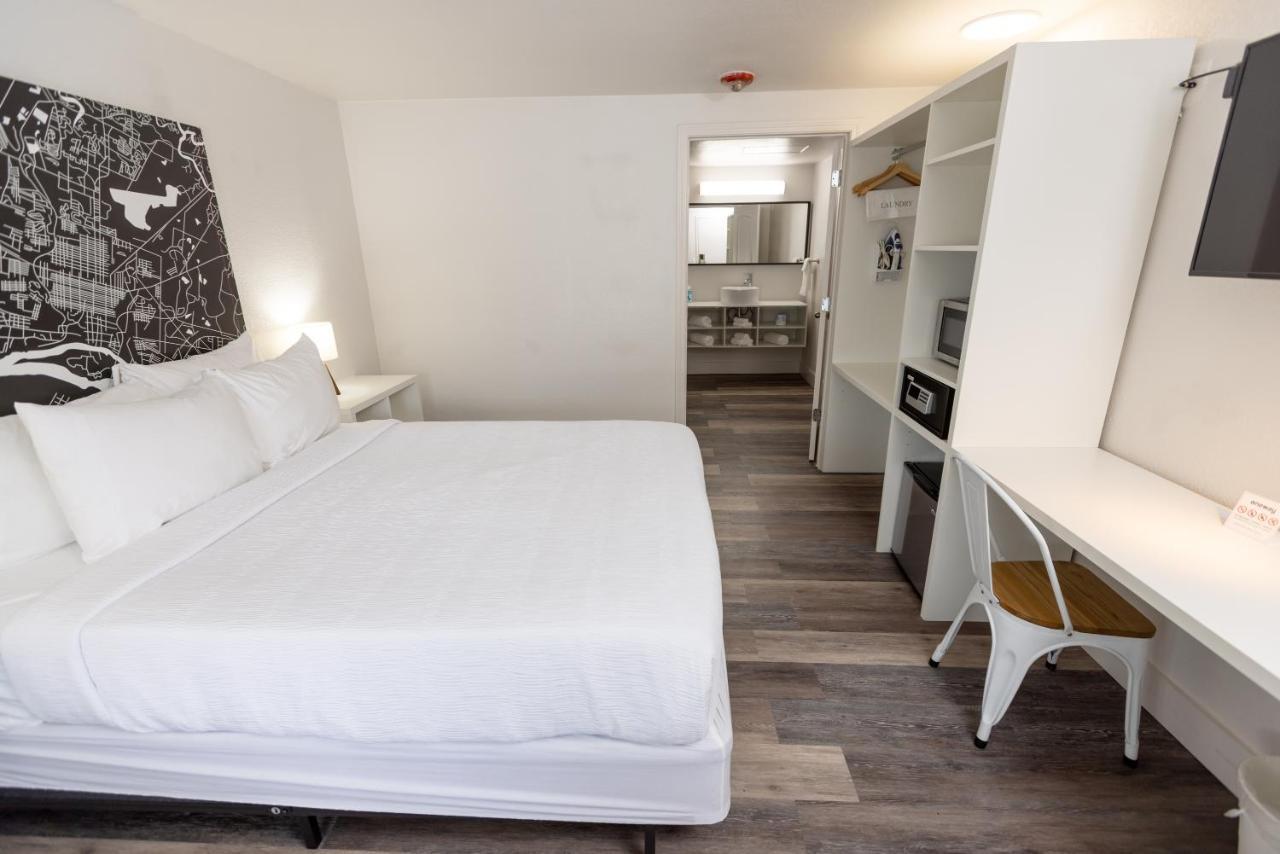 Golden Isles Inn & Suites Brunswick Eksteriør bilde