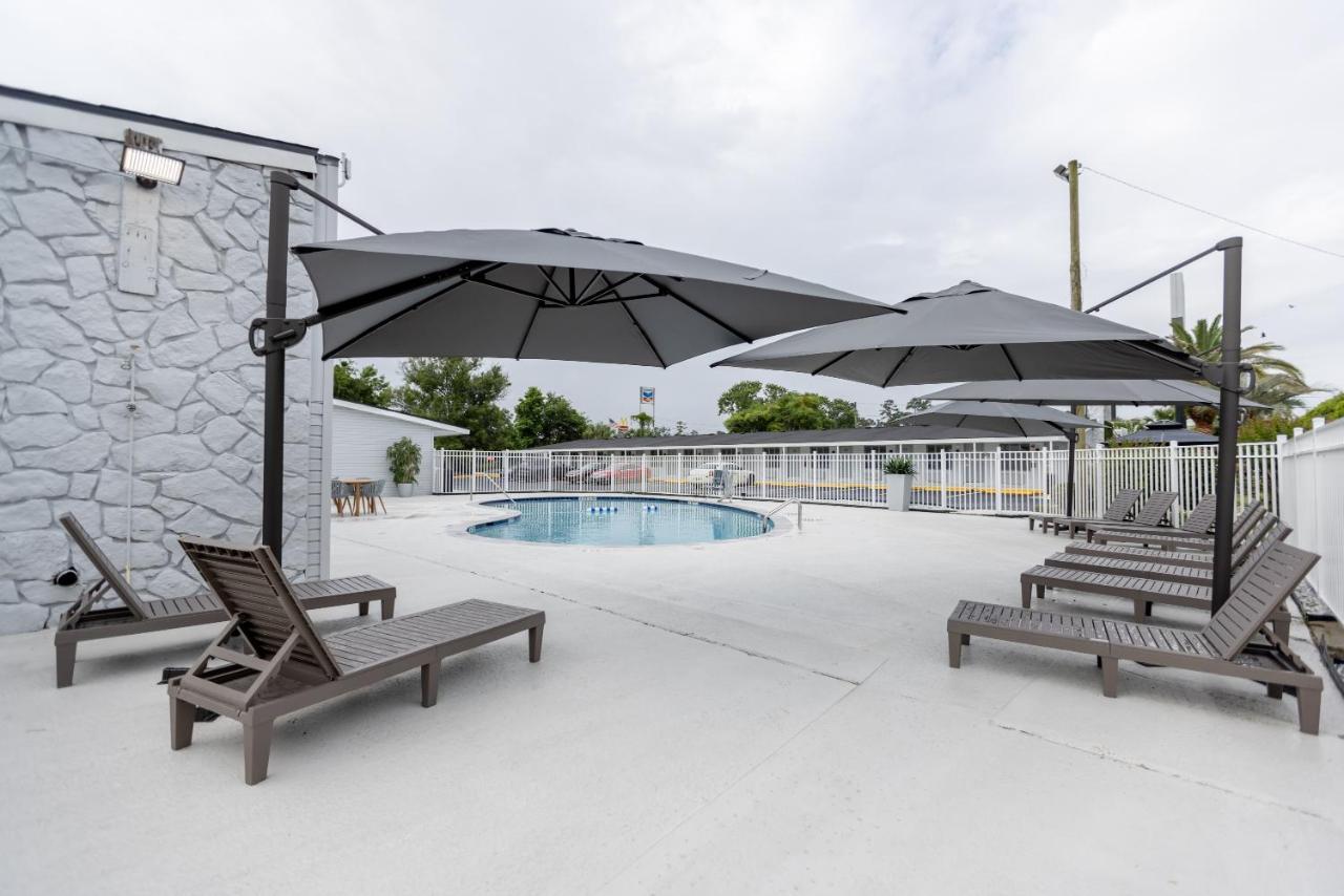 Golden Isles Inn & Suites Brunswick Eksteriør bilde