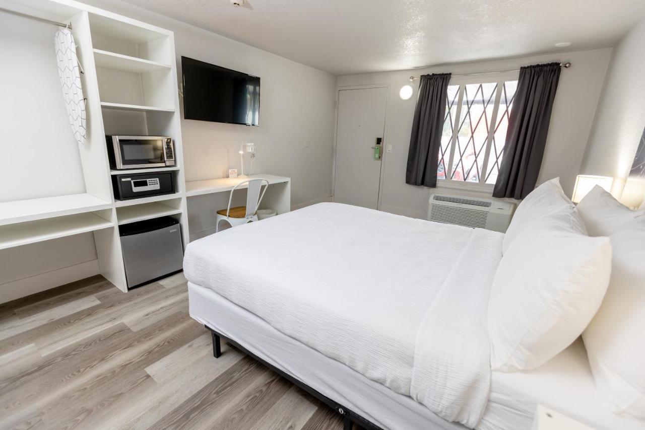 Golden Isles Inn & Suites Brunswick Eksteriør bilde